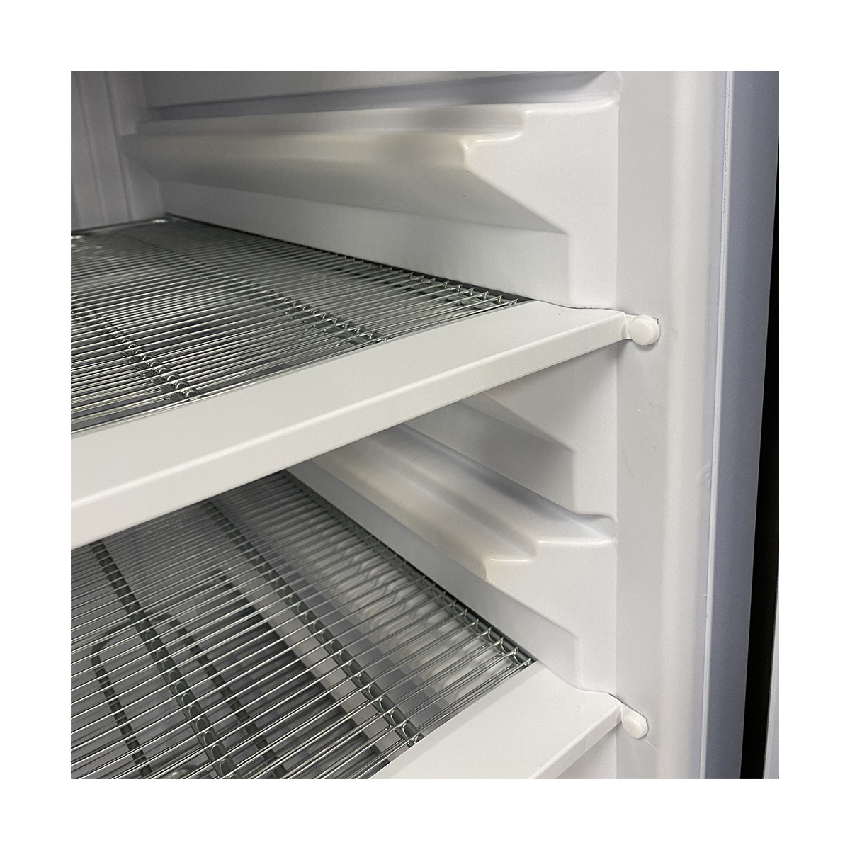 image statische vriezer, glazen deur, 525 liter, gn2/1+600x400, roestvrij staal 1