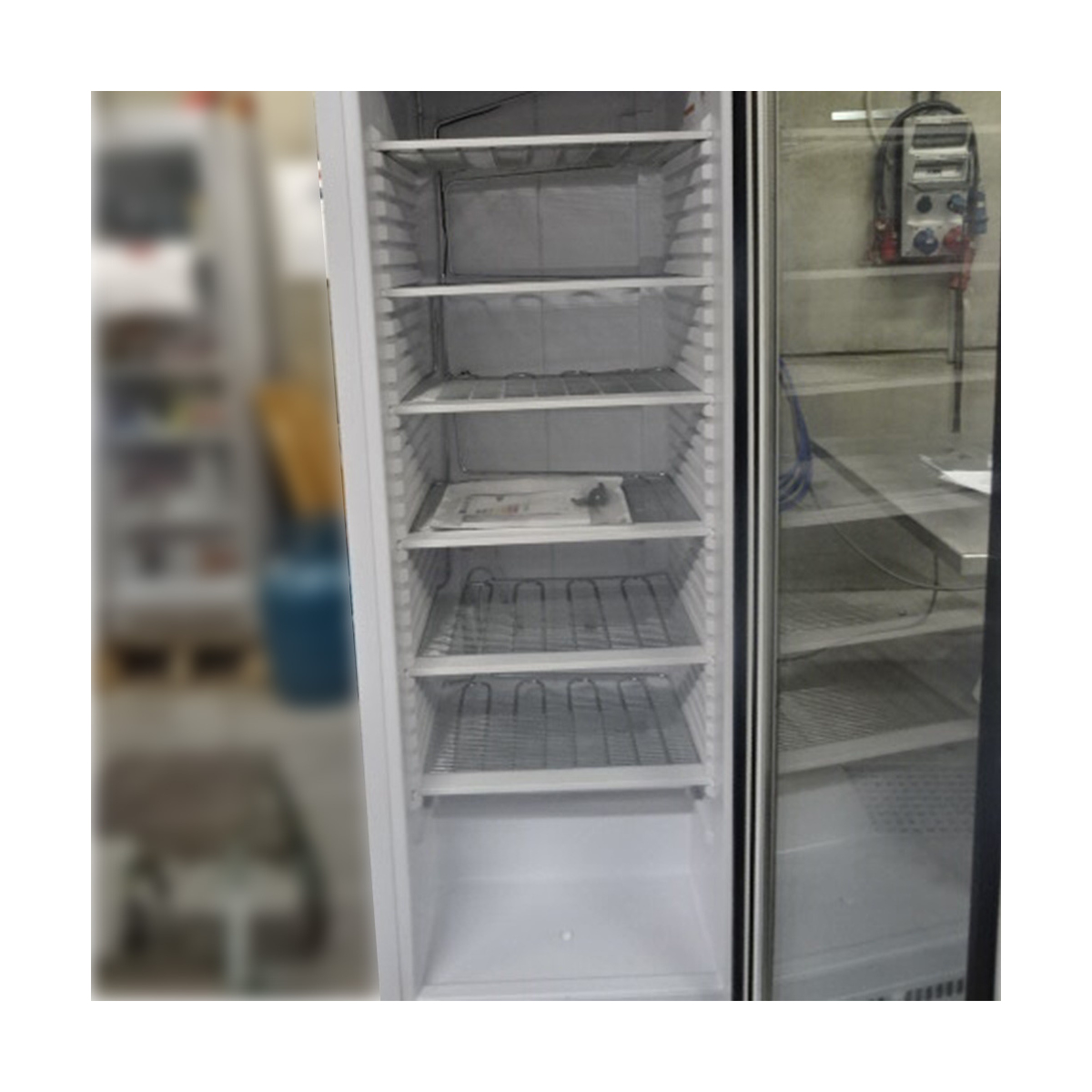 image statische vrieskast, glazen deur, 400 liter. wite 2