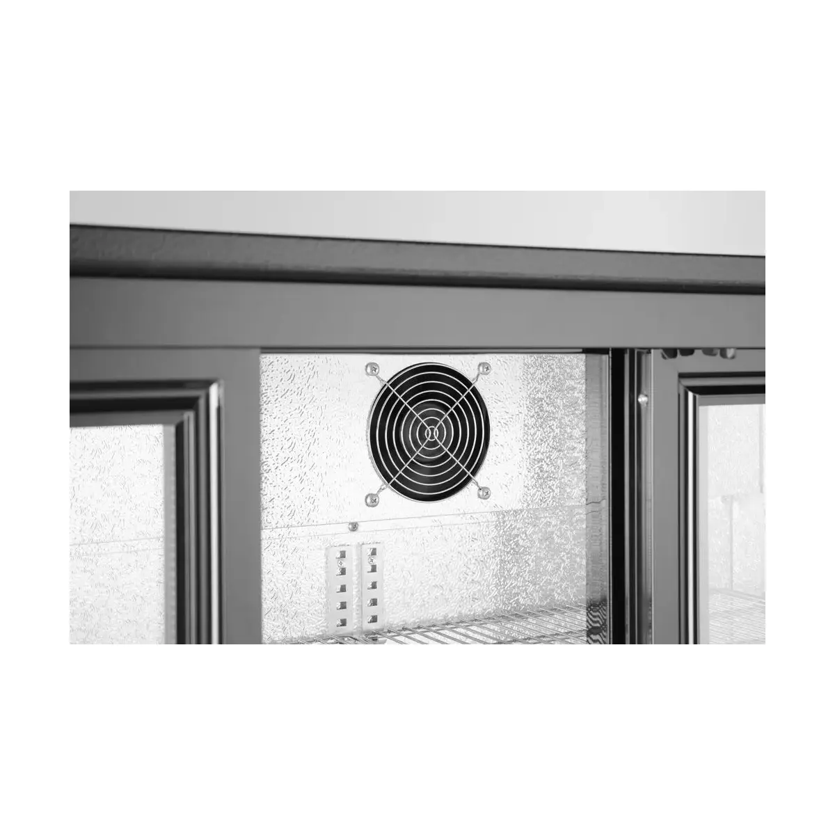 backbar koelkast met drie schuifdeuren, arktic, 254l, zwart, 220-240v/160w, 1350x520x(h)865mm - image 5